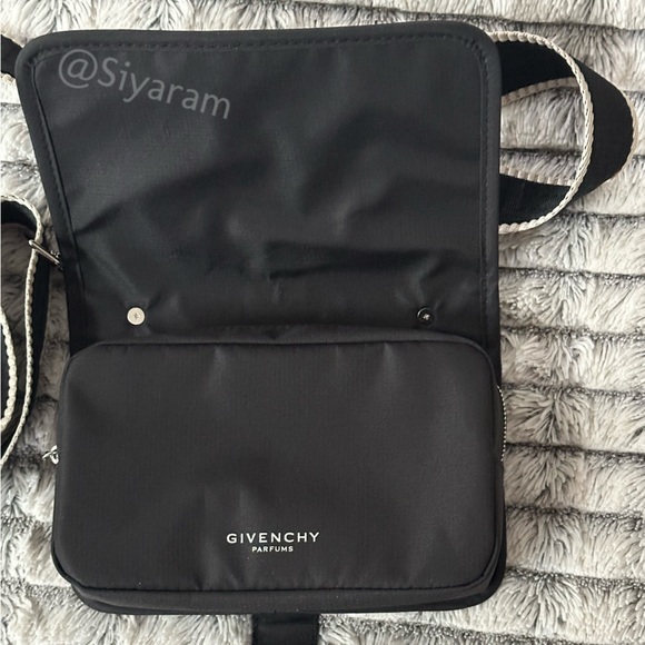 Givenchy crossbody bag - Picture 7 of 10